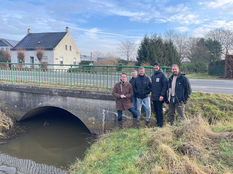 43dfb843 8f6e 4bf6 bab5 38e5ee75151d