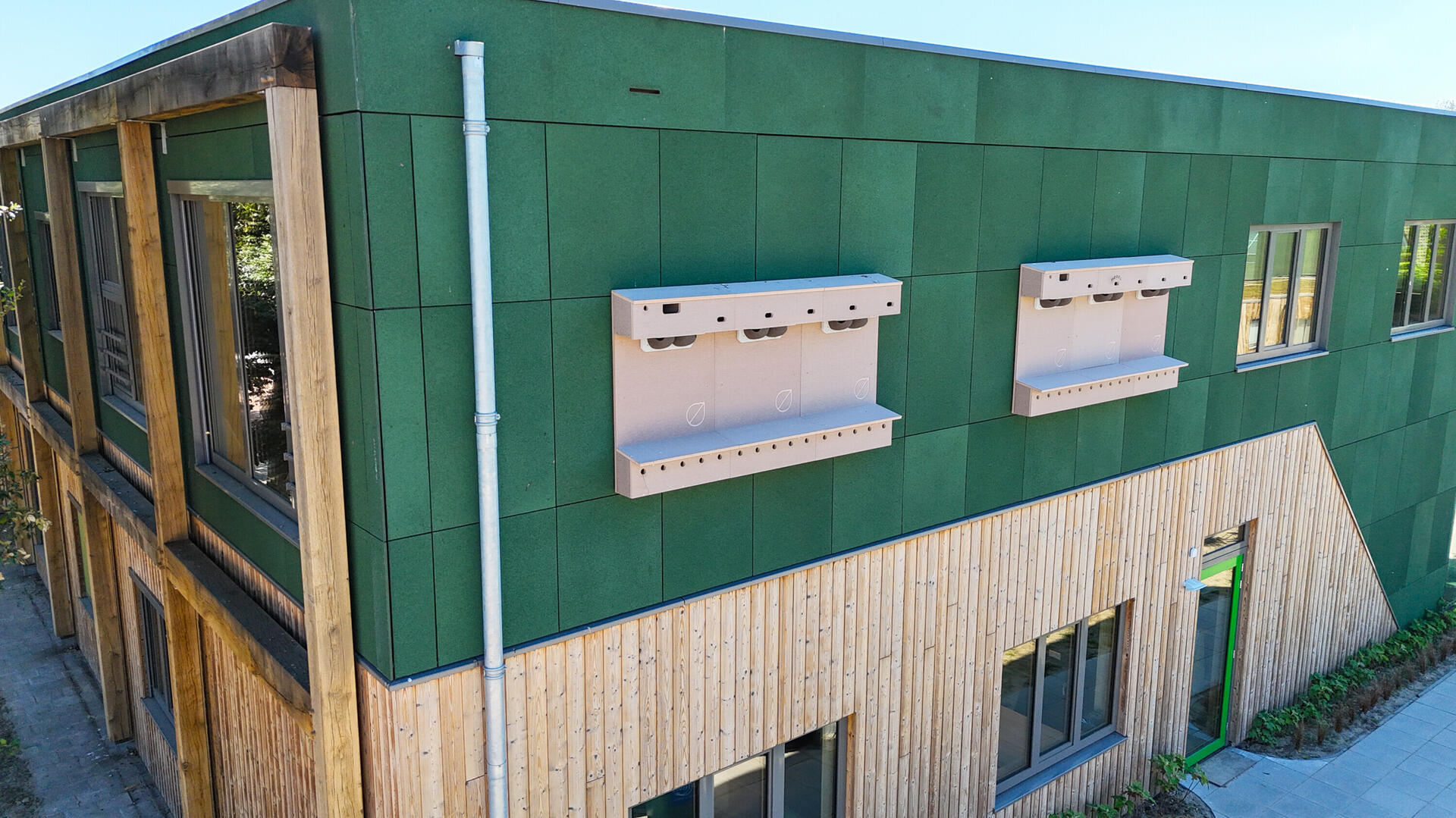 1 IKC De Kreeke Westdorpe nestkasten en vleermuisdakrand Drone IKC 4