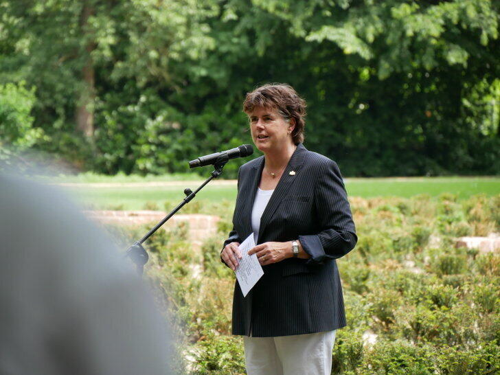 Opening kloostertuin 2