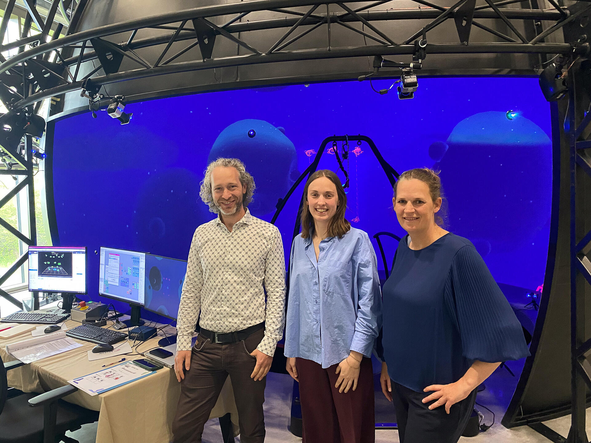 Grenzeloos in Beweging-team: Prof. Pieter Meyns, dr. Charlotte Johnson en dr. Yvette Kerkum
